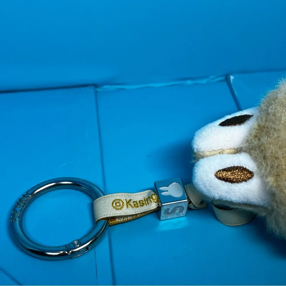 Pop Mart - The Monsters - Pin For Love Series - Labubu Vinyl Plush Pendant - S - Picture 5 of 9